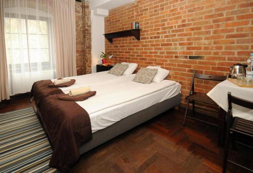 리조트 Centrum Turystyki Niekonwencjonalnej