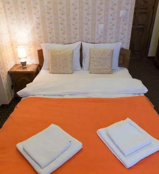 Lomakeskus Dwór Dziekanów