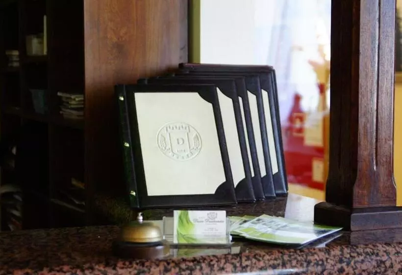 Lomakeskus Dwór Dziekanów