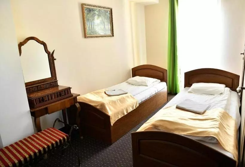 Lomakeskus Dwór Dziekanów