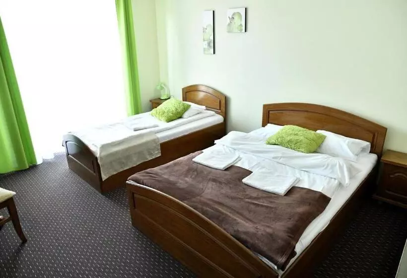 Lomakeskus Dwór Dziekanów