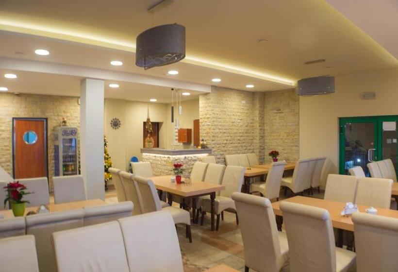 リゾートホテル Ośrodek Pegaz