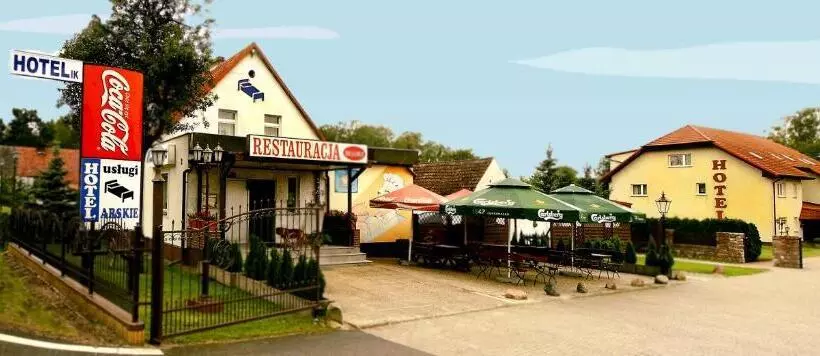 Restaurant & Hostel Broadway