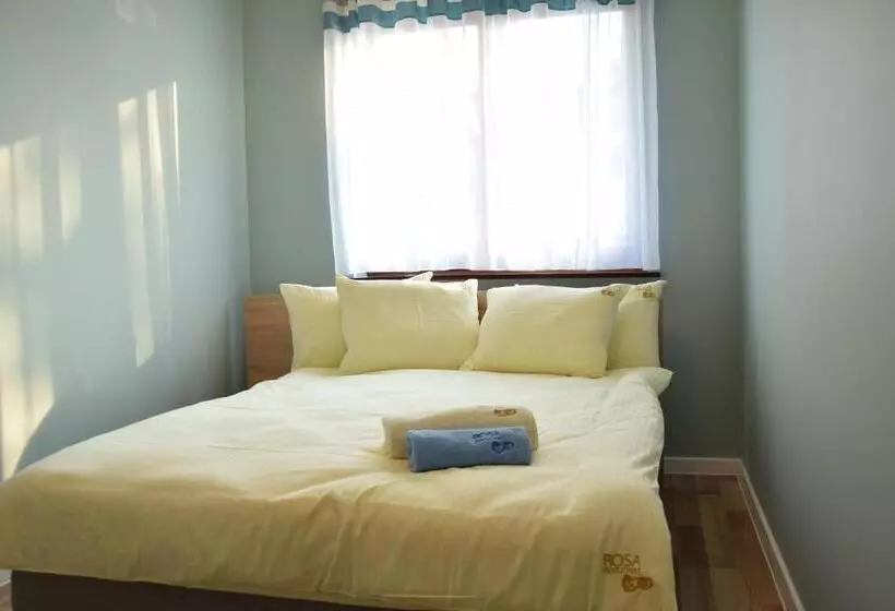 Rosa Apartamenty