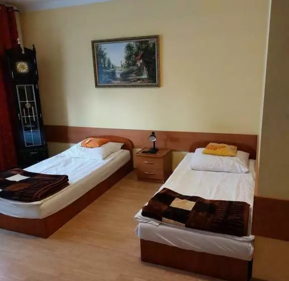 هاستل Noclegi Pokoje Goscinne Lublin