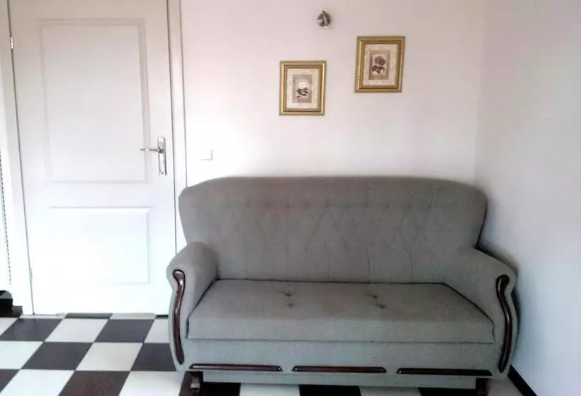 Retkeilymaja Woda Na Młyn Gościniec Dla Przyjaciół 2 Sp Z Oo