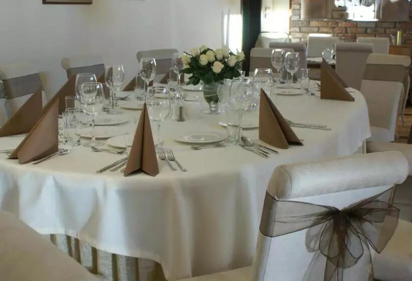 Retkeilymaja Woda Na Młyn Gościniec Dla Przyjaciół 2 Sp Z Oo