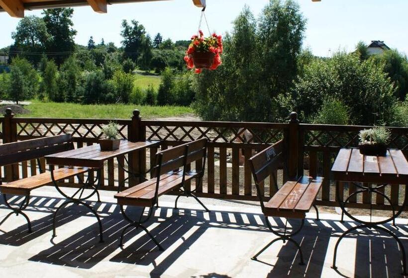 호스텔 Woda Na Młyn Gościniec Dla Przyjaciół 2 Sp Z Oo