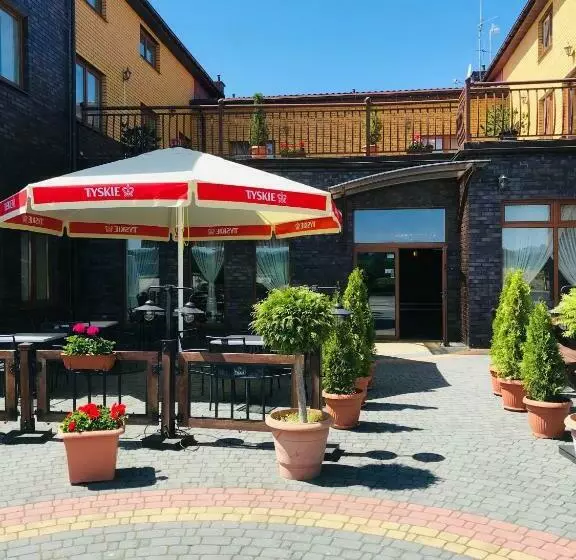 ユースホステル Zajazd Hubus