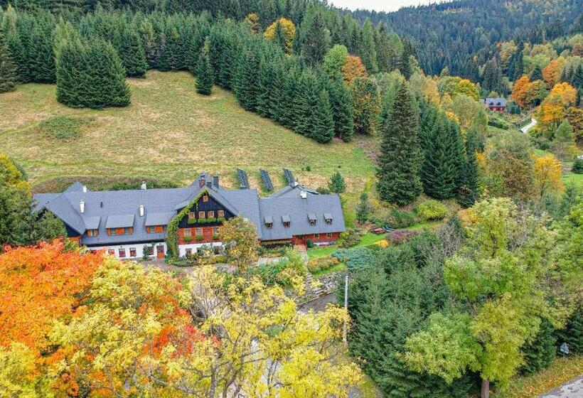 Bed and Breakfast Chata Cyborga