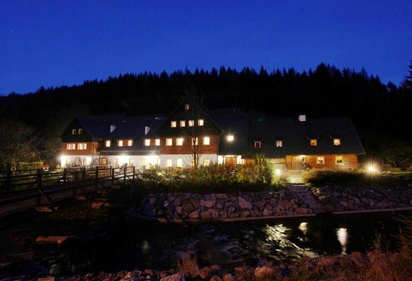 Bed and Breakfast Chata Cyborga