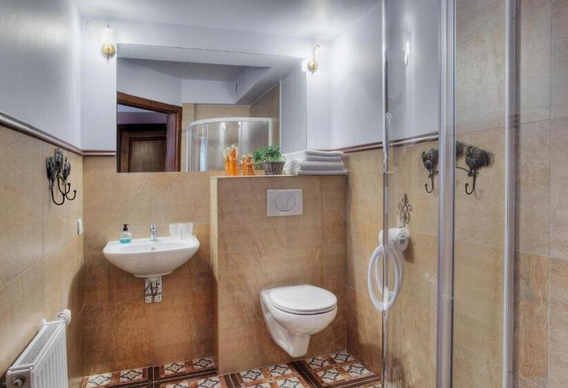 Bed and Breakfast Chata Cyborga