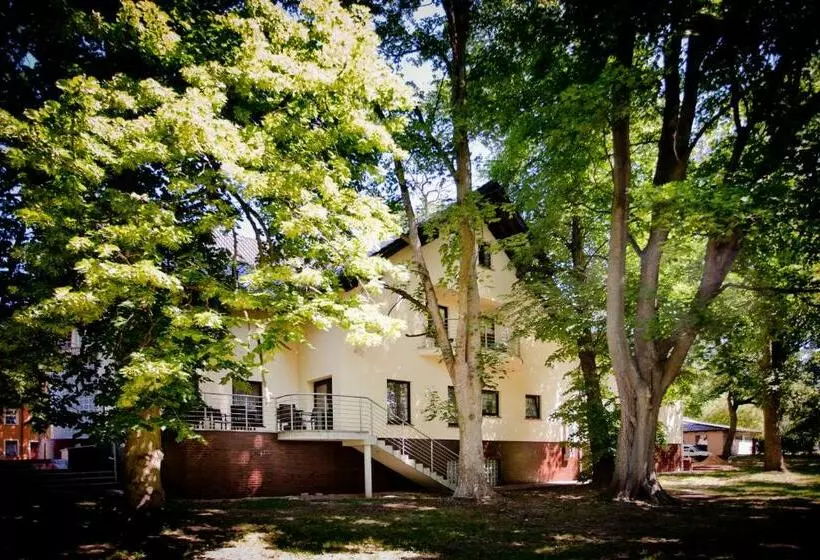 Aamiaismajoitus (B&B) Villa Park