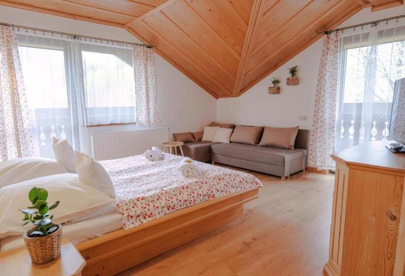 Bed and Breakfast Willa Jak U Babci