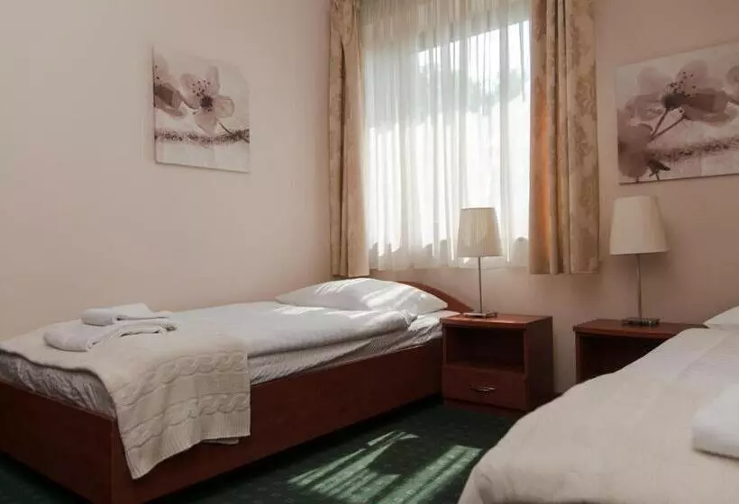 Aamiaismajoitus (B&B) Willa Pory Roku
