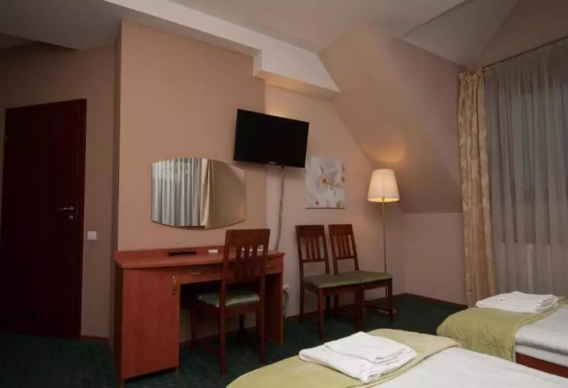 Aamiaismajoitus (B&B) Willa Pory Roku