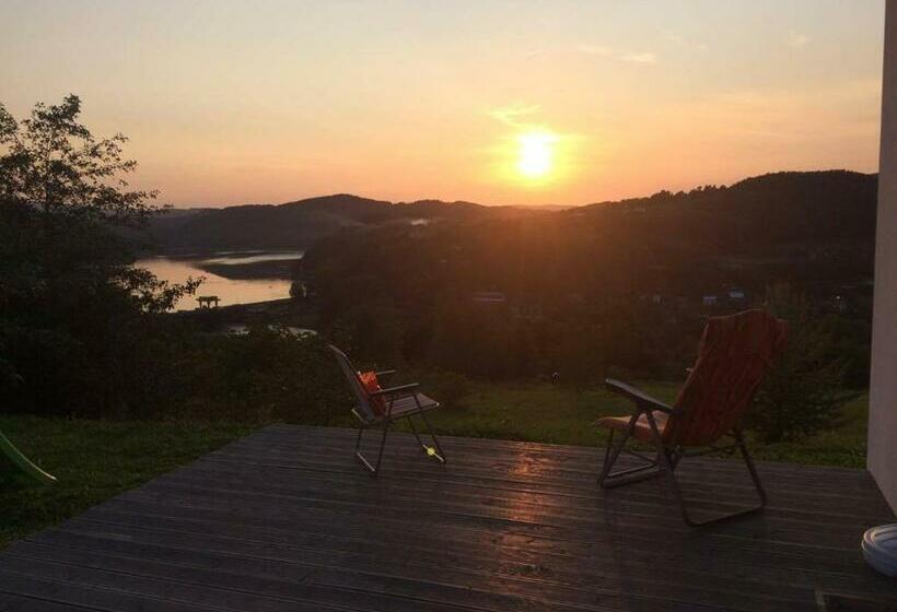 בית מלון כפרי Dom Na Wzgórzu