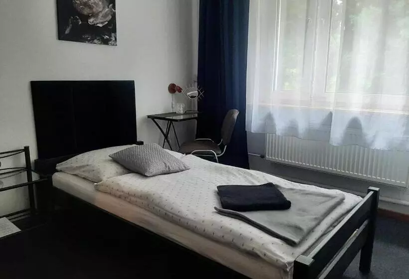 ホテル Olimpijski