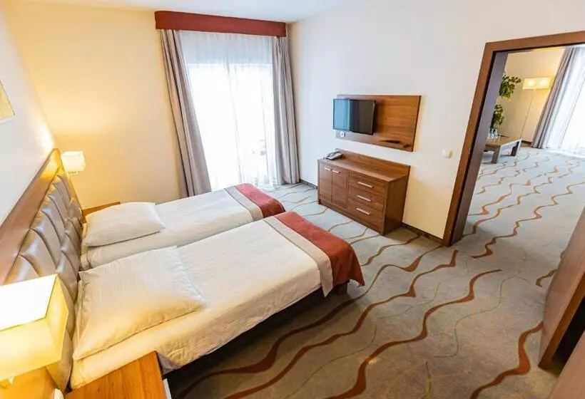 Hotelli Olivia Medical Spa