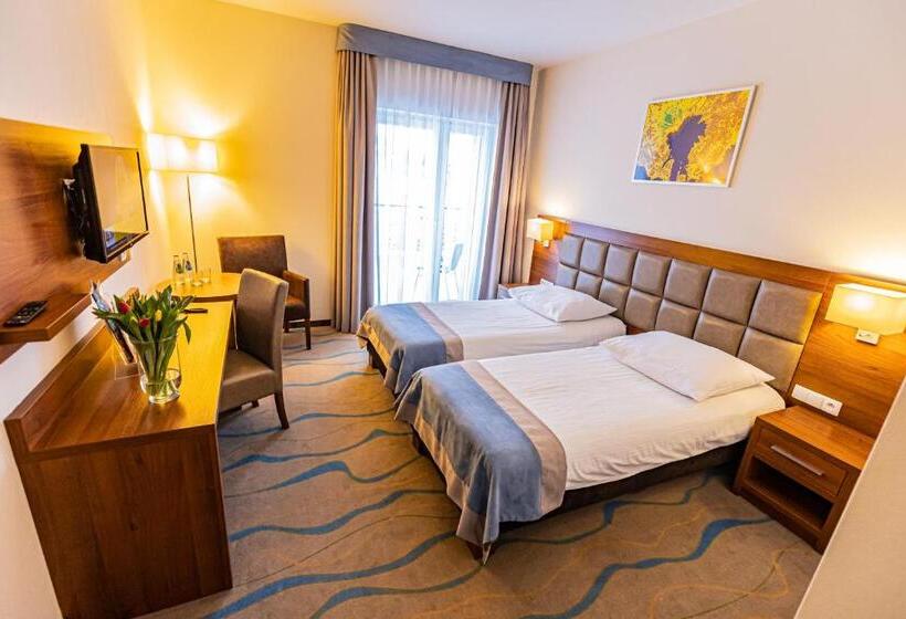 בית מלון כפרי Olivia Medical Spa