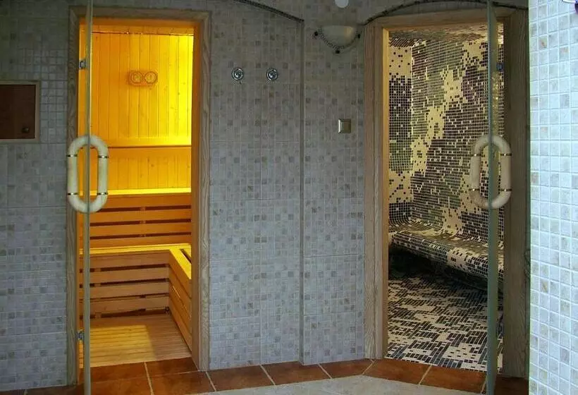 Hotelli Pałac Piorunów & Spa