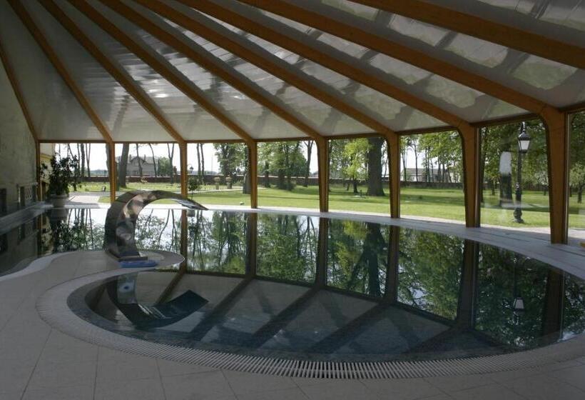 호텔 Pałac Piorunów & Spa