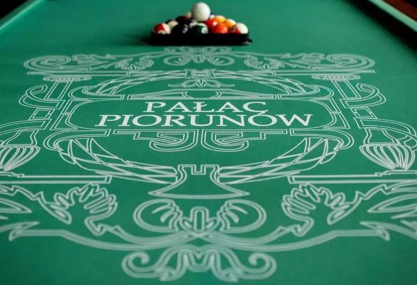 Hotelli Pałac Piorunów & Spa