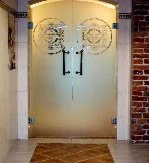 Hotelli Pałac Piorunów & Spa