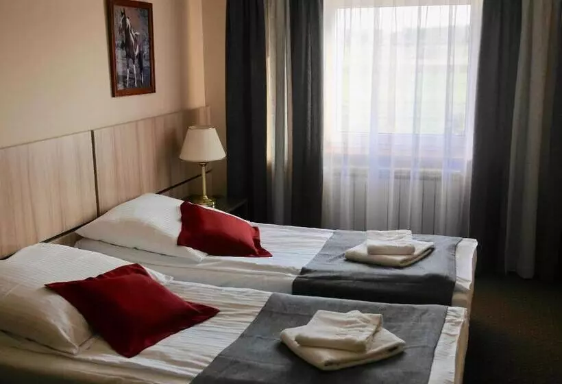 ホテル Stajnia Wolica