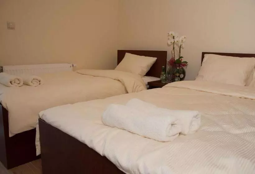 Hotelli Zajazd Antresola