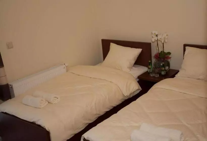 Hotelli Zajazd Antresola