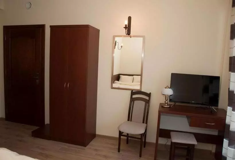 Hotelli Zajazd Antresola