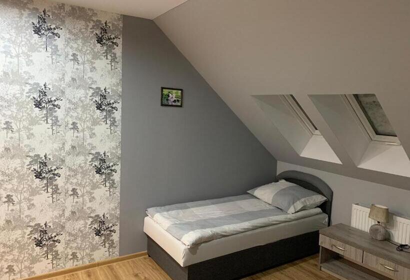 בית מלון כפרי Zajazd Zachęta