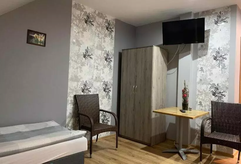 Hotelli Zajazd Zachęta