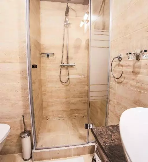 Majatalo B&m Guesthouse