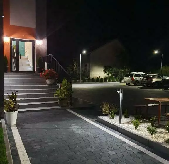ペンション Villa 17 Noclegi