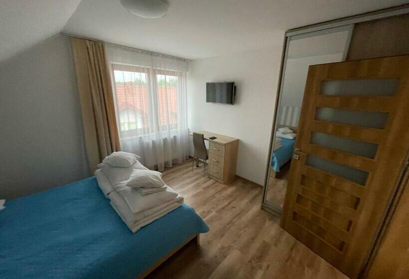 פנסיון Wil Art Jastarnia Pokoje I Apartamenty