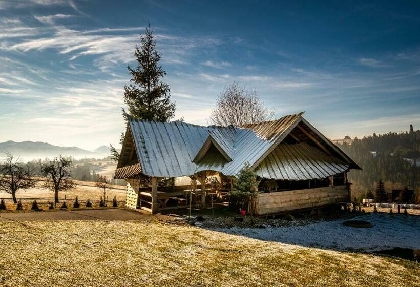 פנסיון Willa Paula