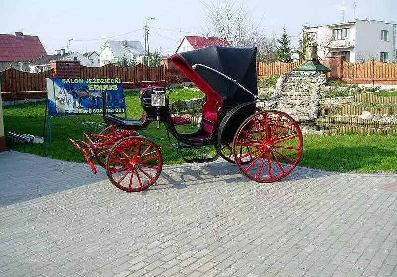 Pensjonat I Klub Jeździecki Michelin