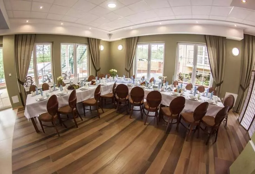 Pensjonat I Klub Jeździecki Michelin