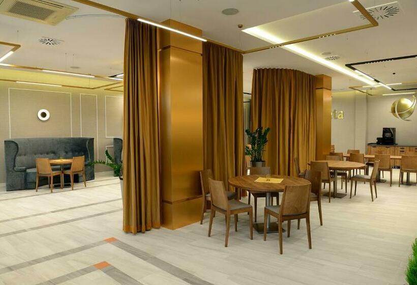 Quest Hotel   Dawniej Hotel Planeta