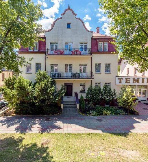 Resort Ośrodek Wczasowy Temida