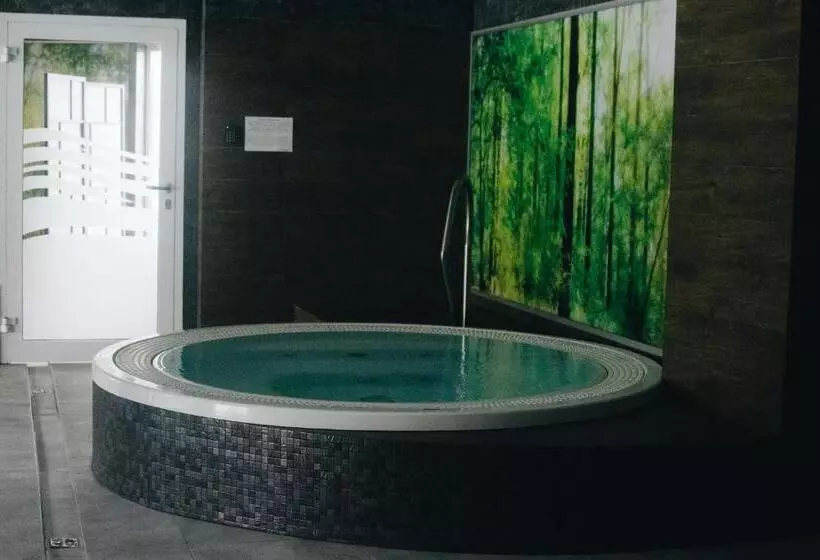 Lomakeskus Półwysep Wądzyń