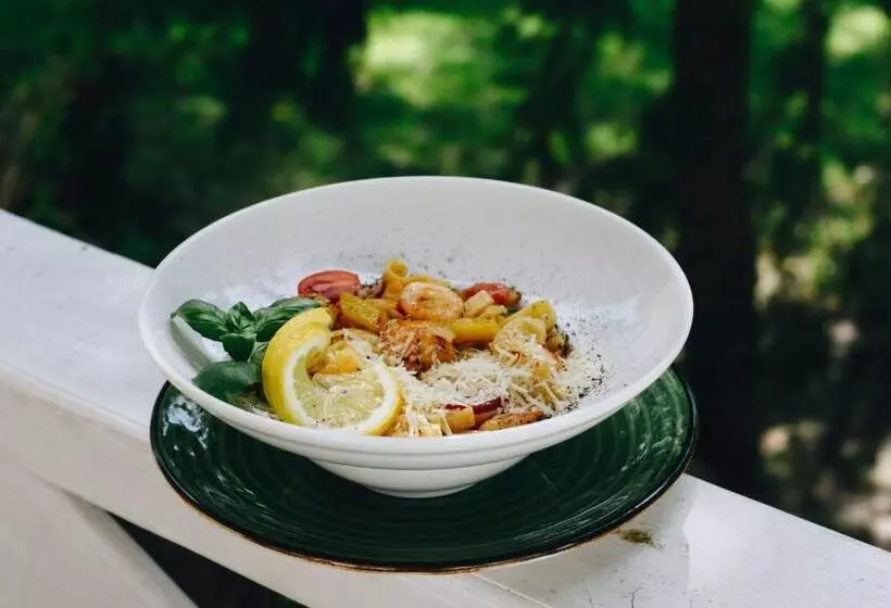 Lomakeskus Półwysep Wądzyń