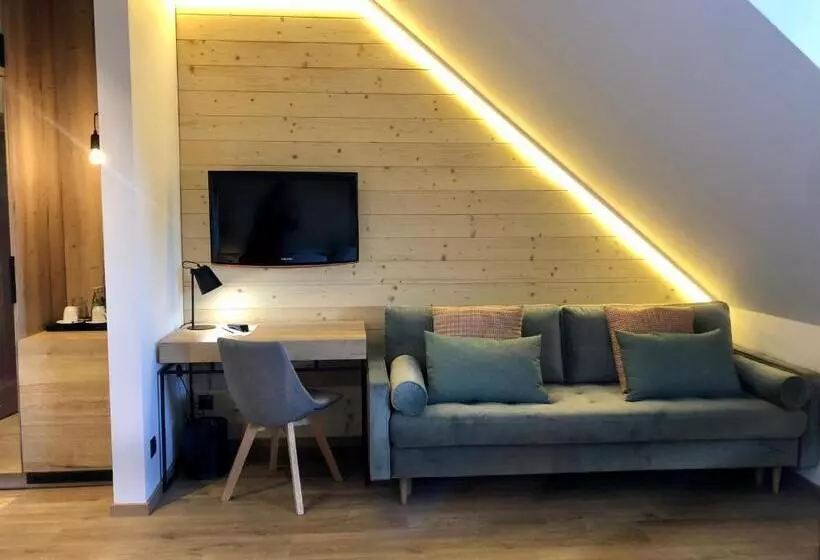 Retkeilymaja Chata Walichnowska