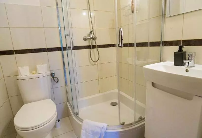 هاستل Noclegi Orla 6