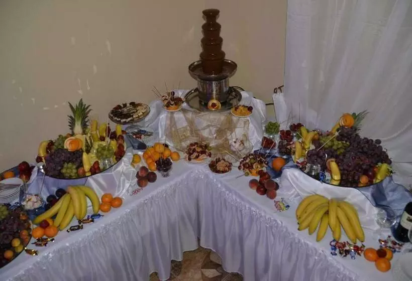 Retkeilymaja Restauracja Pod Kogutem