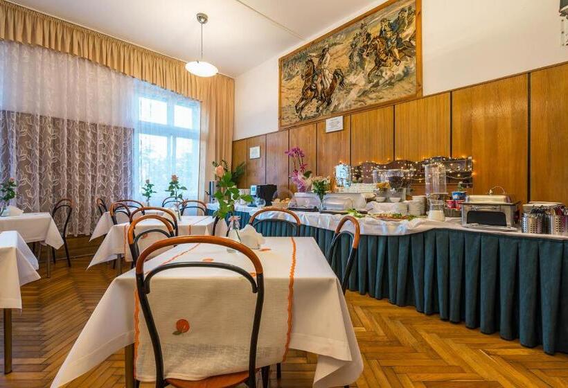 הוסטל Savoy Wrocław