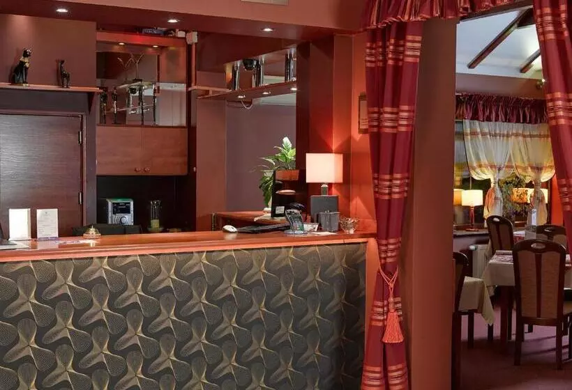 Aura   Hotel & Restaurant & Sauna