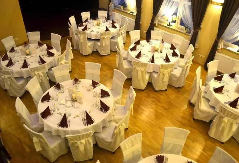 Aura   Hotel & Restaurant & Sauna